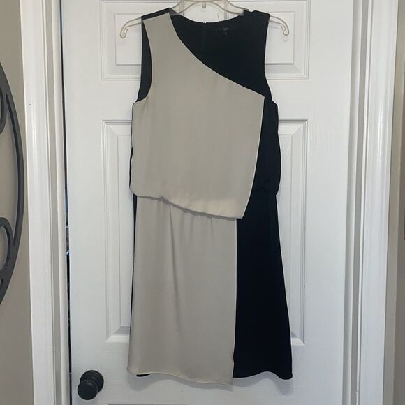 Tibi New York 100% silk Black & White Color block sleeveless dress - Picture 3 of 10
